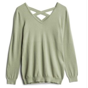 NWT Love Ellie Mia Back light sweater size L